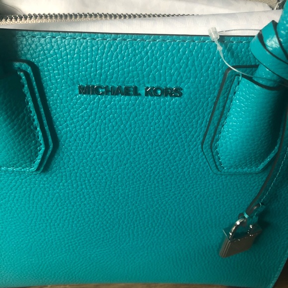 MICHAEL KORS-NWT Turquoise Leather Handbag - Picture 2 of 16